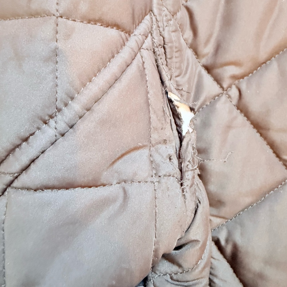 Lauren Ralph Lauren Quilted Black + Gold Buttons Jacket Sz Small - Picture 8 of 8